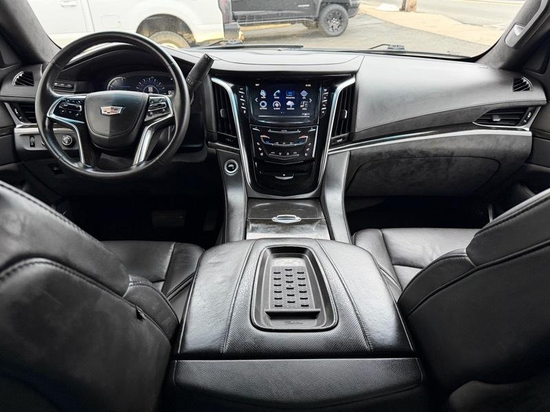 Cadillac Escalade Platinum 4WD 2017