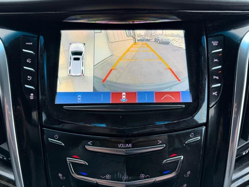 Cadillac Escalade Platinum 4WD 2017