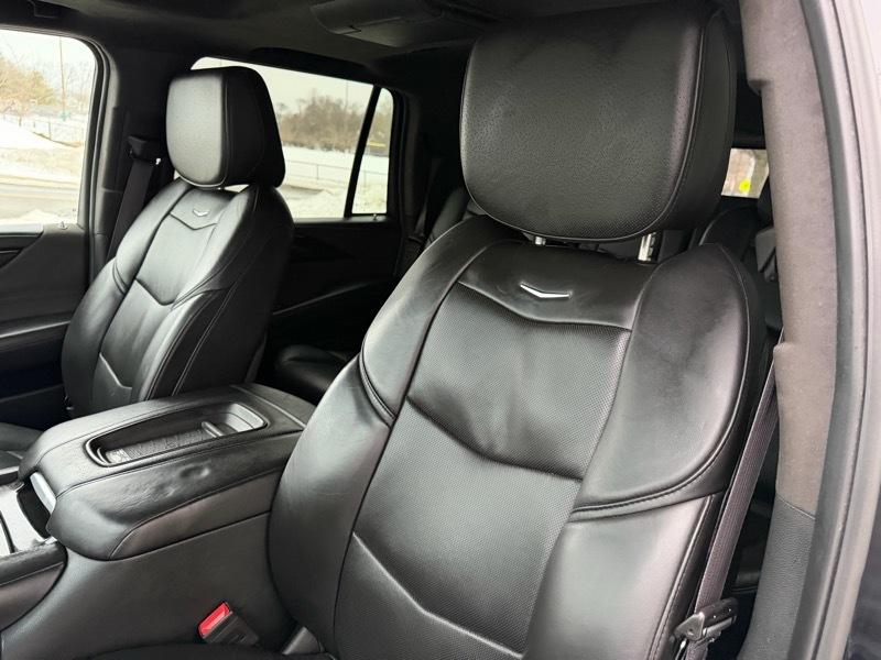 Cadillac Escalade Platinum 4WD 2017