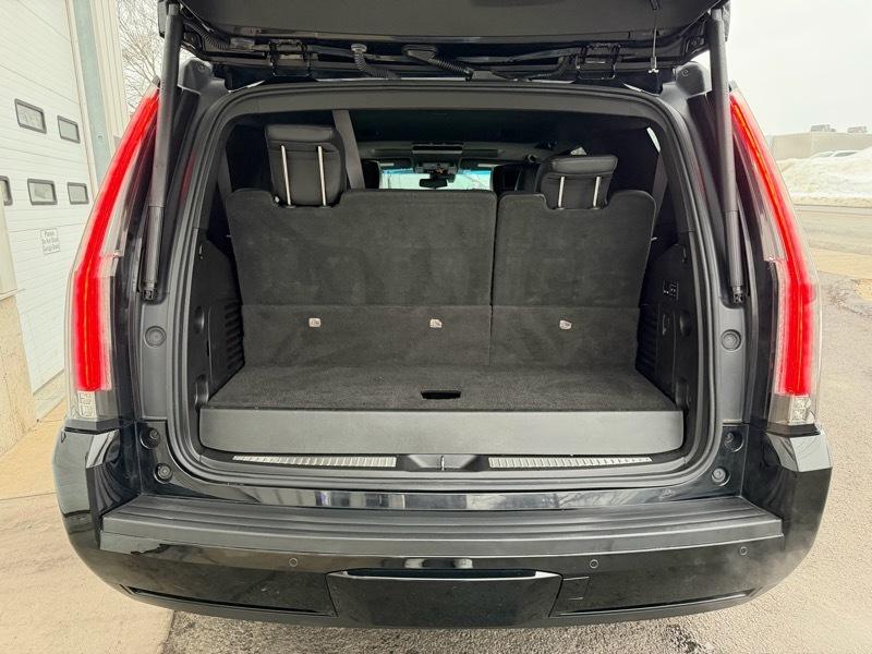 Cadillac Escalade Platinum 4WD 2017