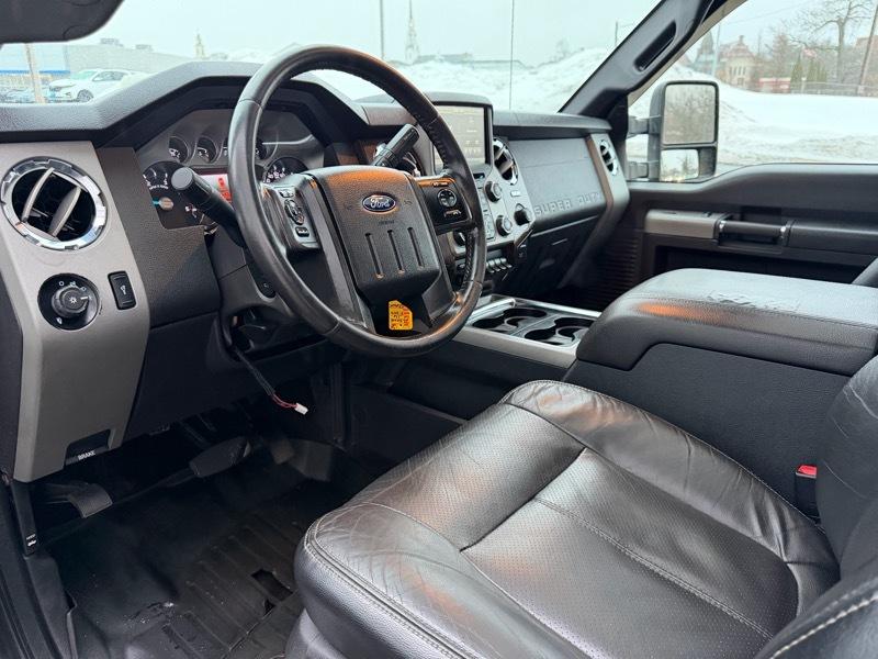 Ford F-350 SD Lariat Crew Cab 4WD 2016