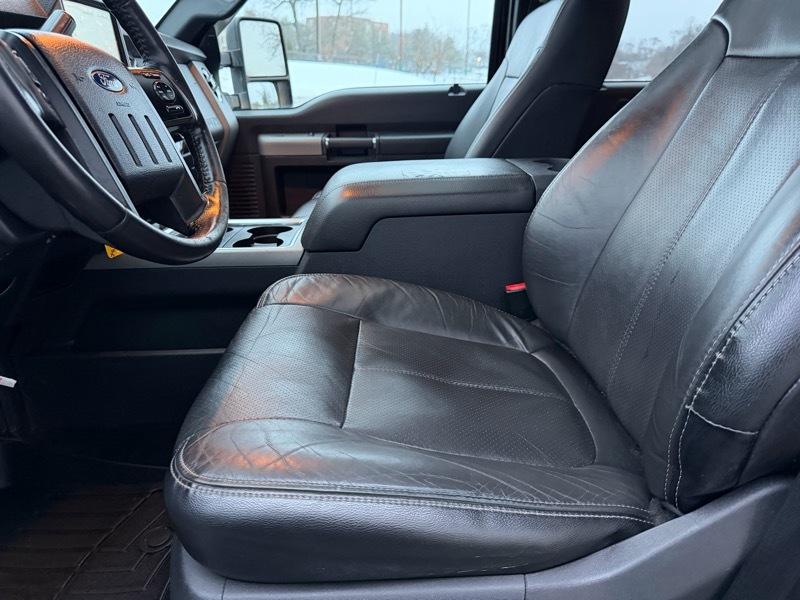 Ford F-350 SD Lariat Crew Cab 4WD 2016