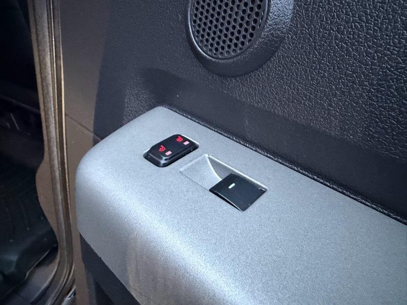 Ford F-350 SD Lariat Crew Cab 4WD 2016