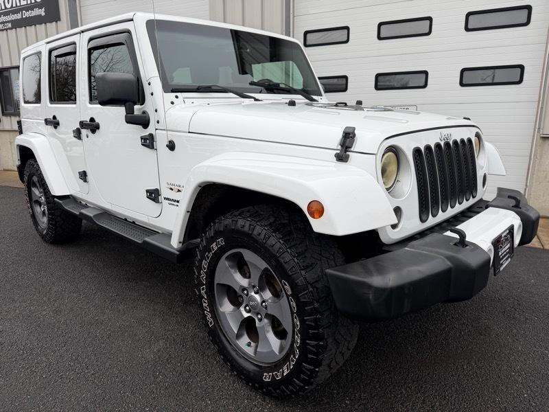 Jeep Wrangler Unlimited Sahara 4WD 2016