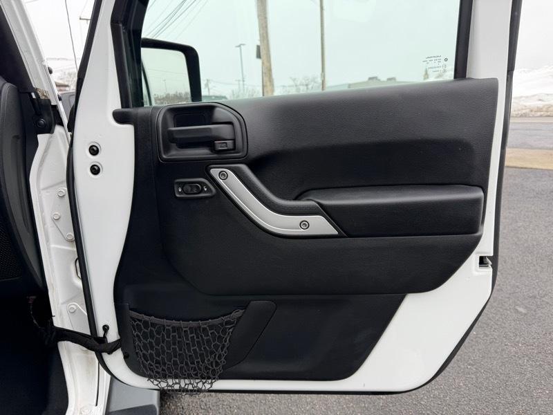 Jeep Wrangler Unlimited Sahara 4WD 2016