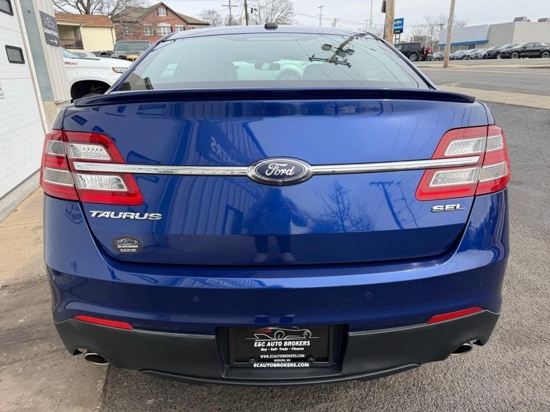 Ford Taurus SEL FWD 2013
