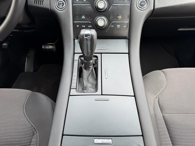 Ford Taurus SEL FWD 2013