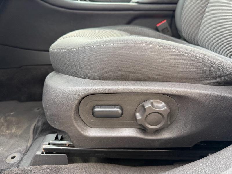 Ford Taurus SEL FWD 2013