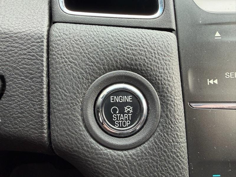 Ford Taurus SEL FWD 2013