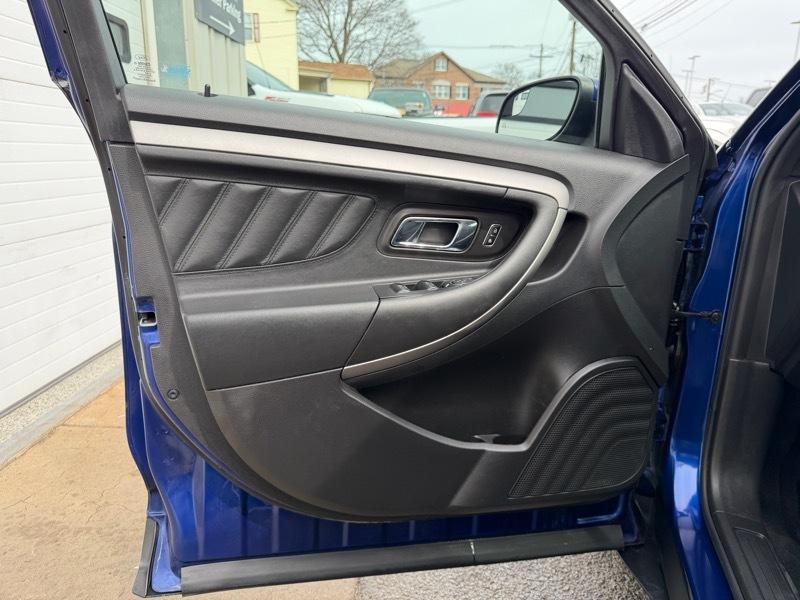 Ford Taurus SEL FWD 2013