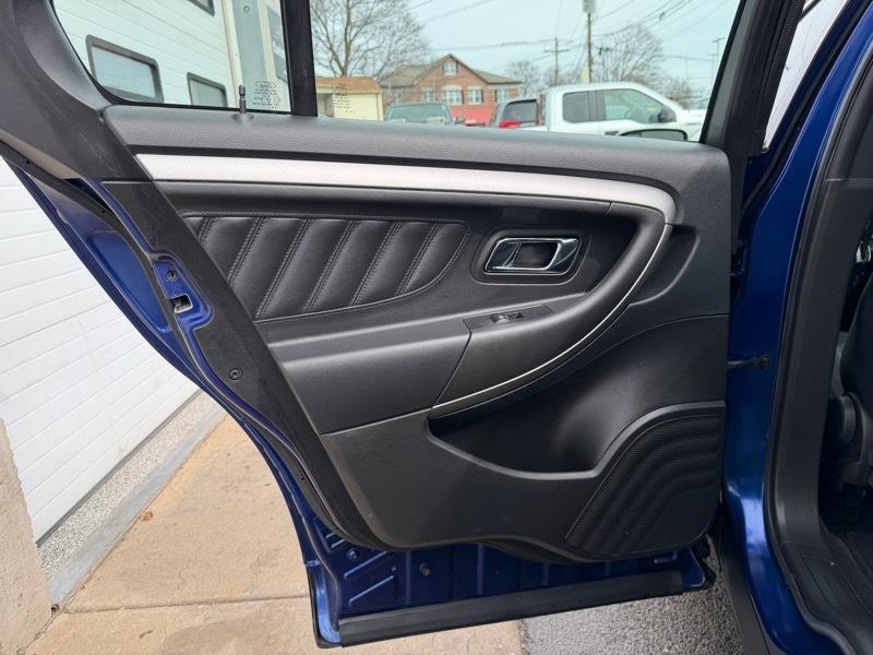 Ford Taurus SEL FWD 2013