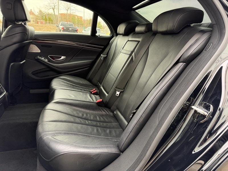 Mercedes-Benz S-Class S550 4MATIC 2015