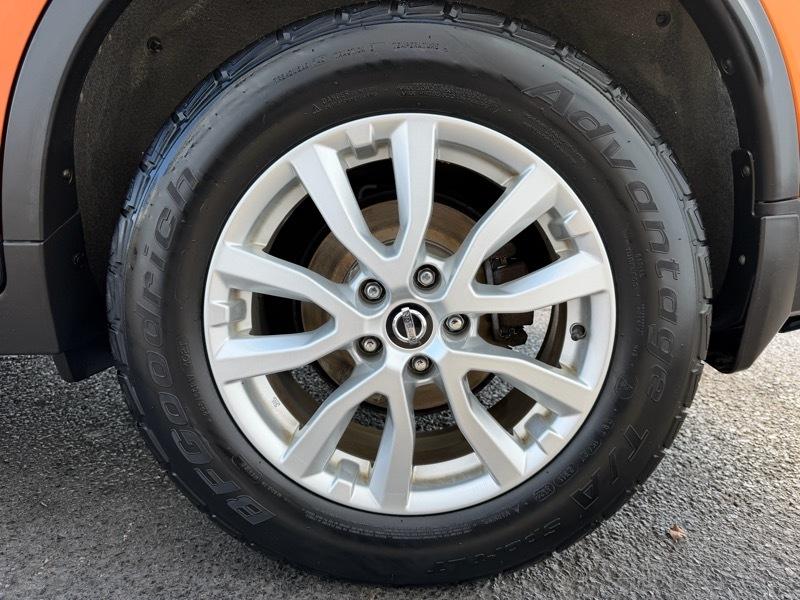 Nissan Rogue SV AWD 2017