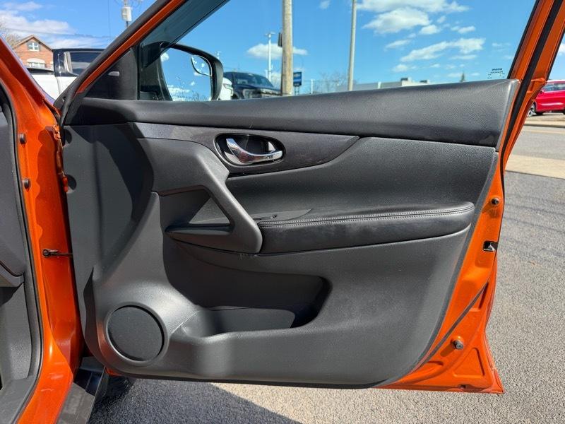 Nissan Rogue SV AWD 2017