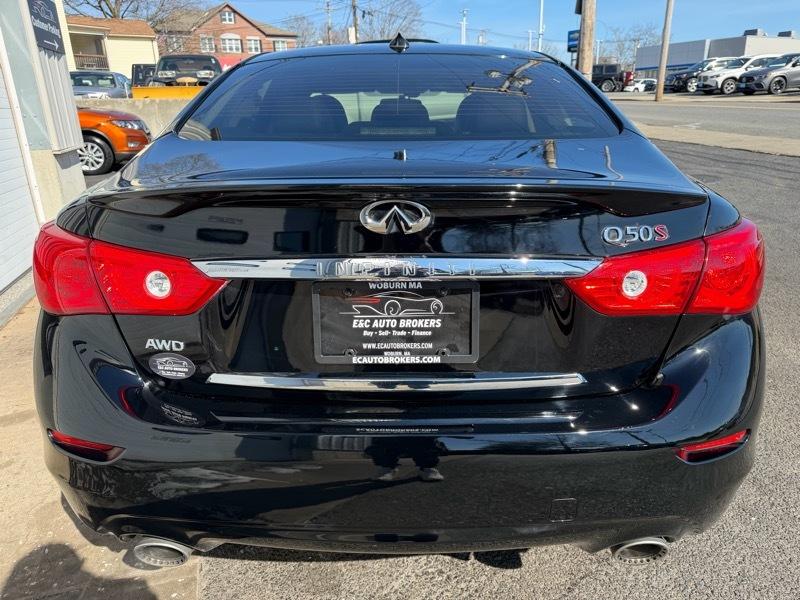 Infiniti Q50 Red Sport 400 AWD 2017