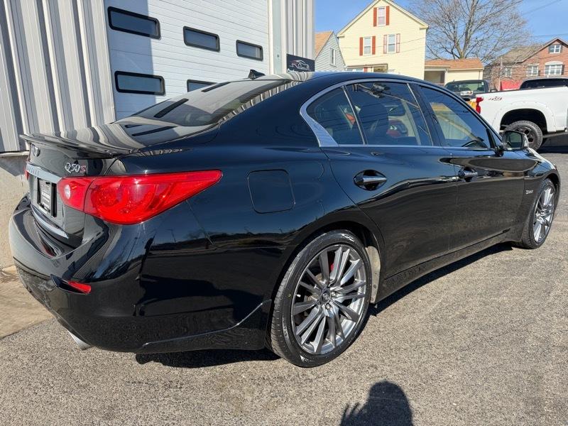 Infiniti Q50 Red Sport 400 AWD 2017