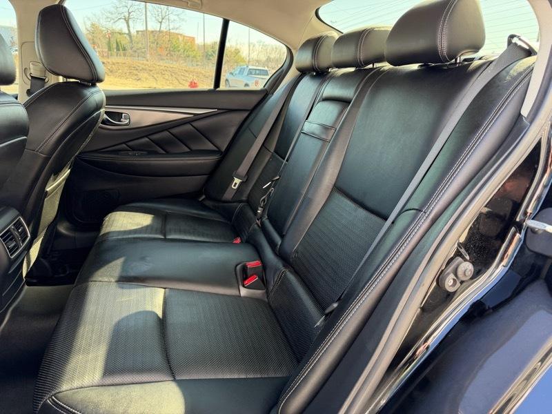 Infiniti Q50 Red Sport 400 AWD 2017