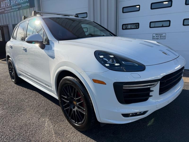 Porsche Cayenne GTS 2017