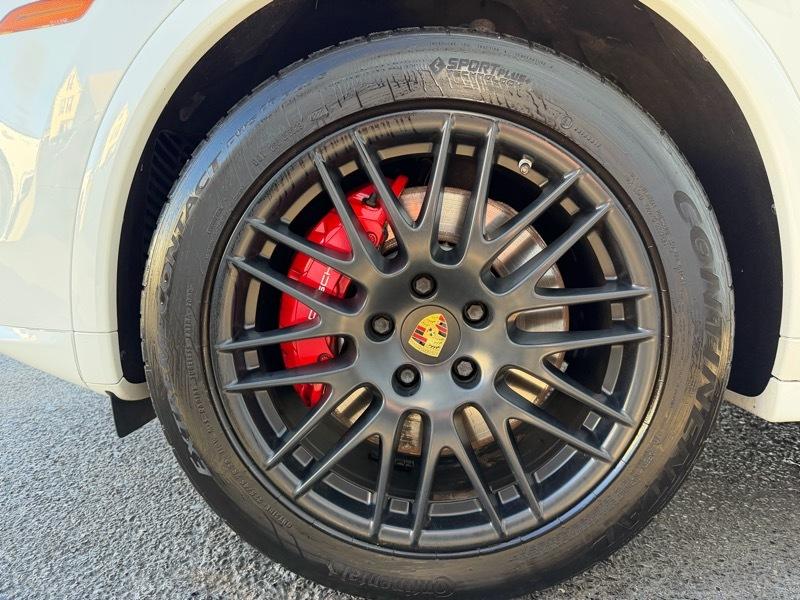 Porsche Cayenne GTS 2017