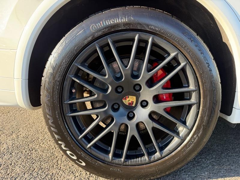 Porsche Cayenne GTS 2017