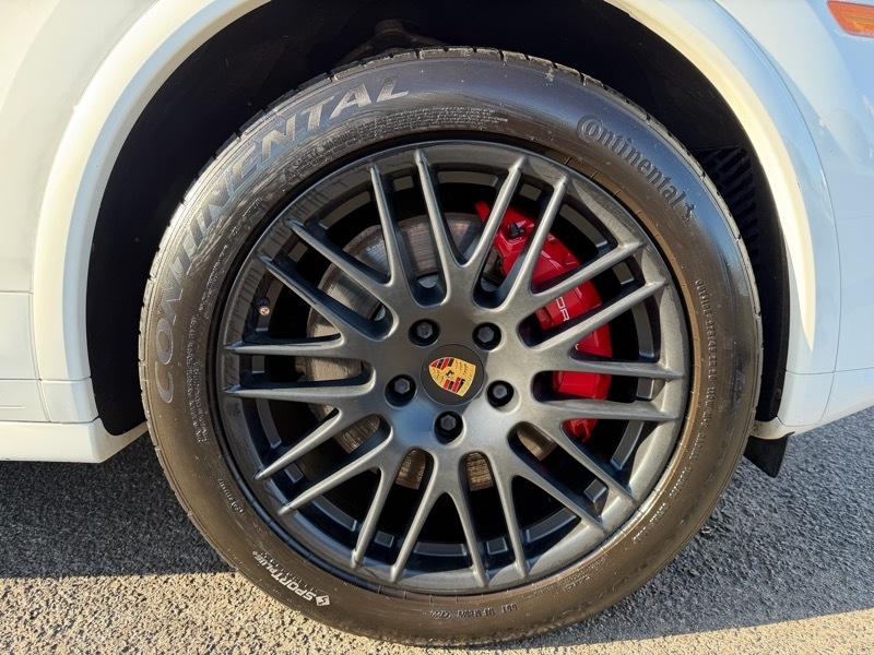 Porsche Cayenne GTS 2017