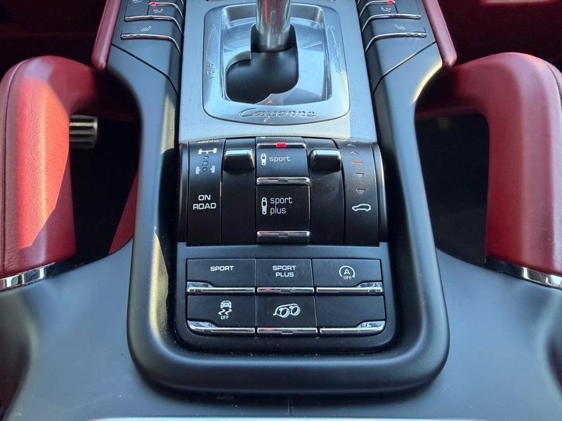 Porsche Cayenne GTS 2017