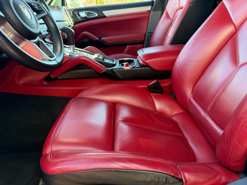 Porsche Cayenne GTS 2017