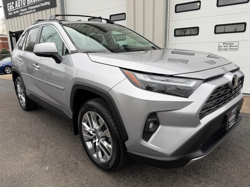 Toyota RAV4 Limited AWD 2023