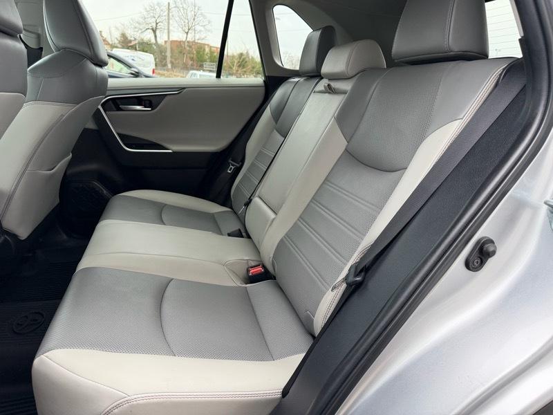Toyota RAV4 Limited AWD 2023
