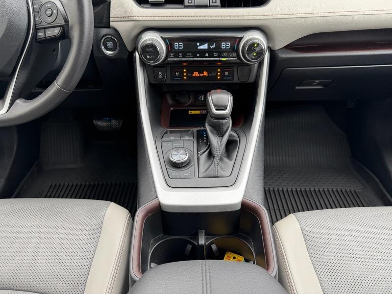 Toyota RAV4 Limited AWD 2023