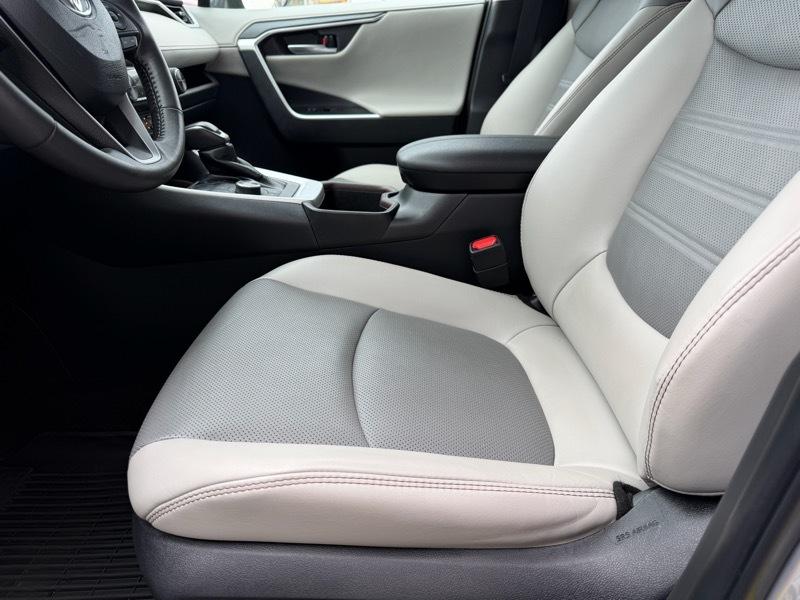 Toyota RAV4 Limited AWD 2023