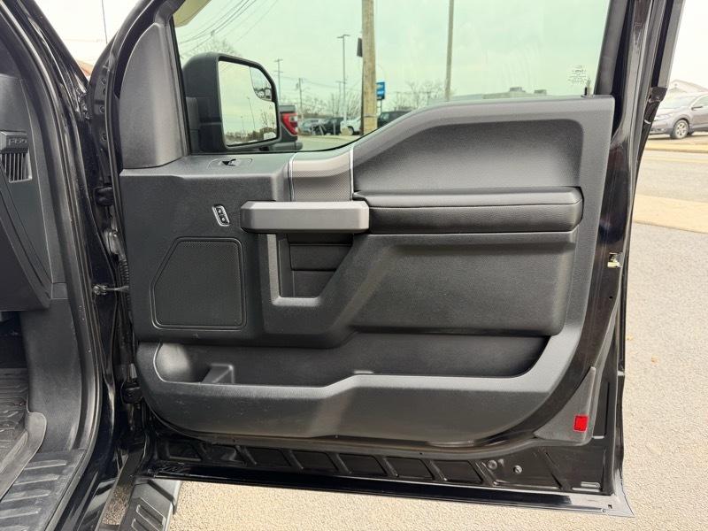 Ford F-150 XLT SuperCab 4WD 2016