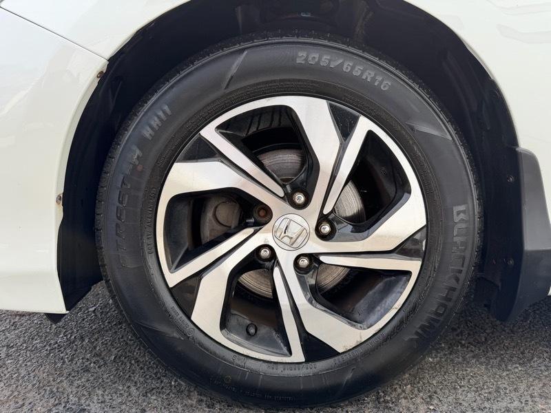 Honda Accord LX Sedan CVT 2016