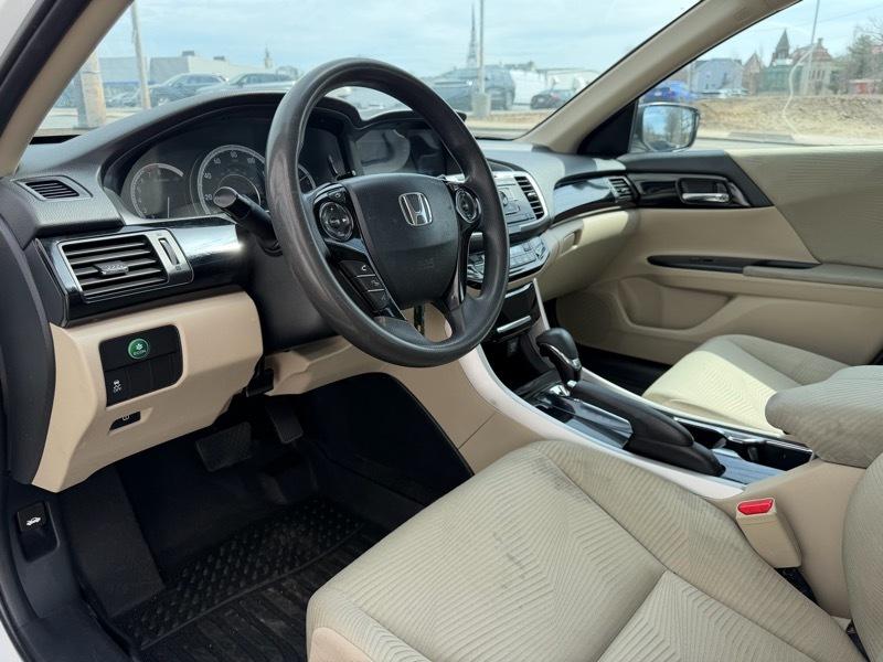 Honda Accord LX Sedan CVT 2016