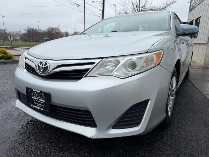 Toyota Camry LE 4D Sedan 2014