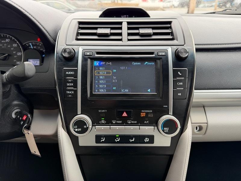 Toyota Camry LE 4D Sedan 2014