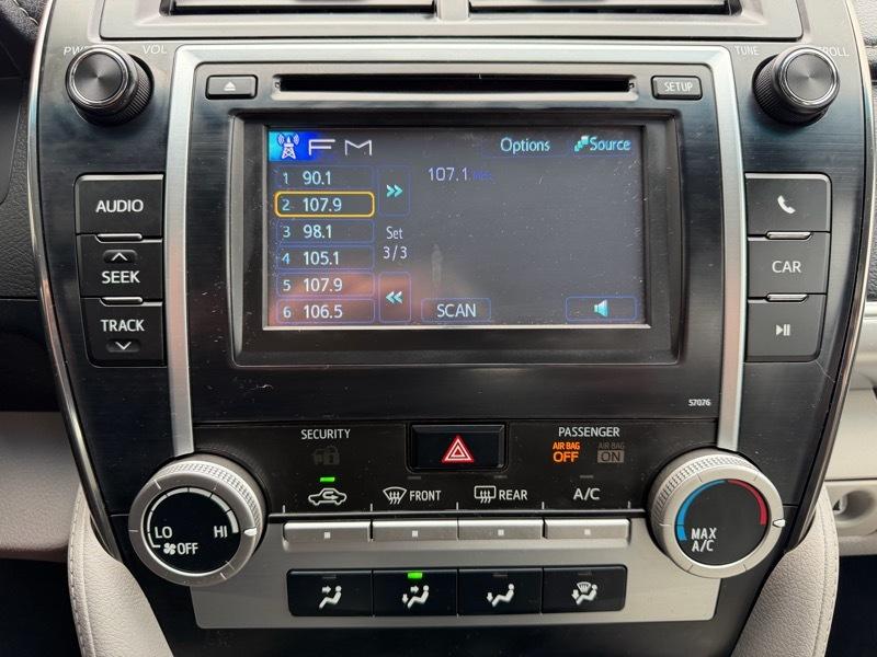 Toyota Camry LE 4D Sedan 2014