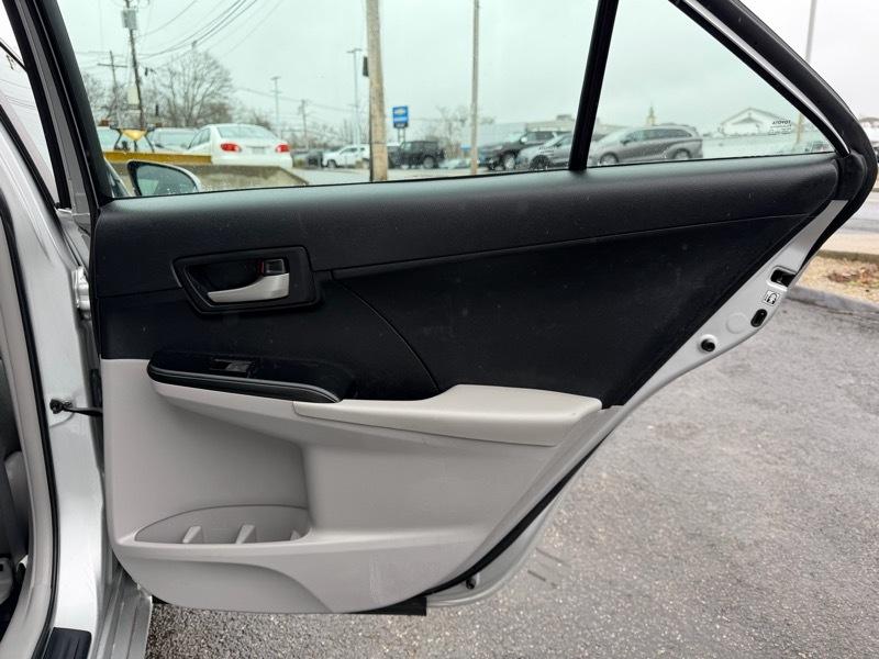 Toyota Camry LE 4D Sedan 2014