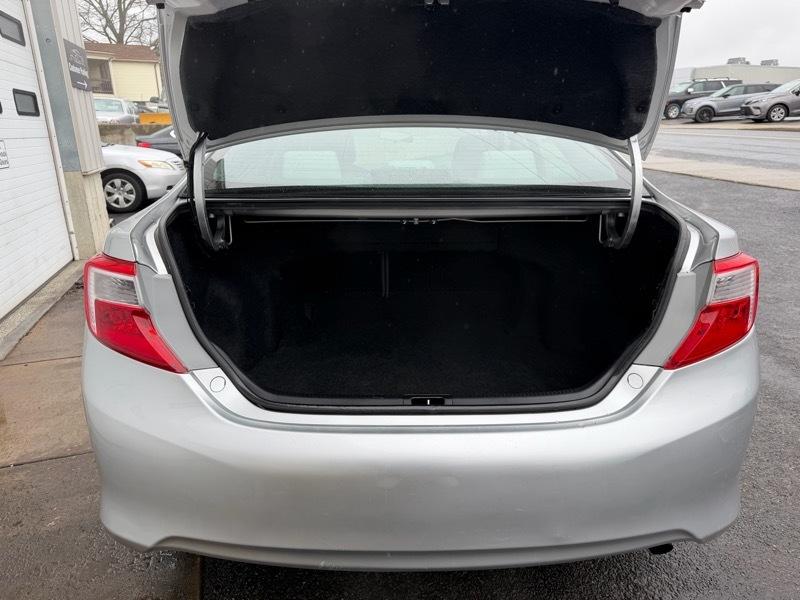 Toyota Camry LE 4D Sedan 2014