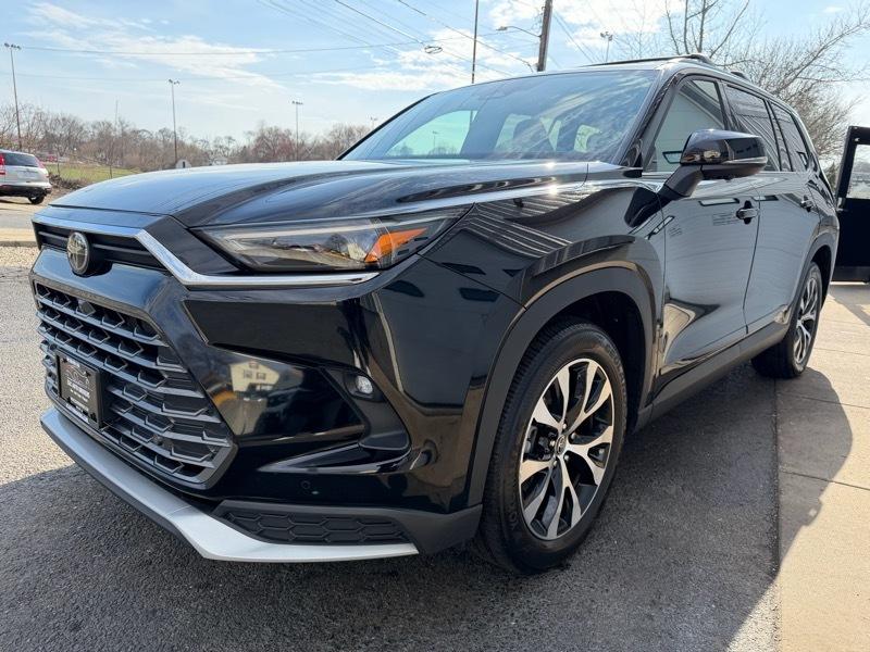 Toyota Grand Highlander Hybrid MAX Limited AWD 2024