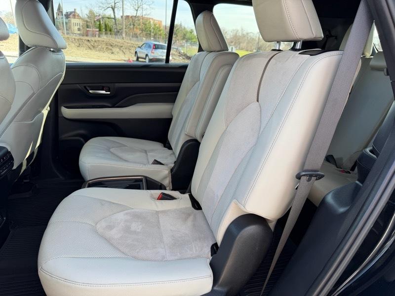 Toyota Grand Highlander Hybrid MAX Limited AWD 2024