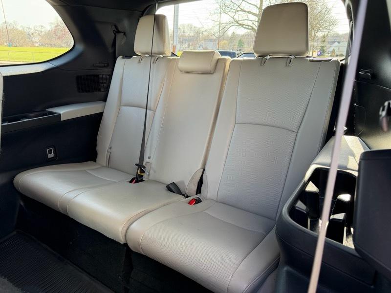 Toyota Grand Highlander Hybrid MAX Limited AWD 2024