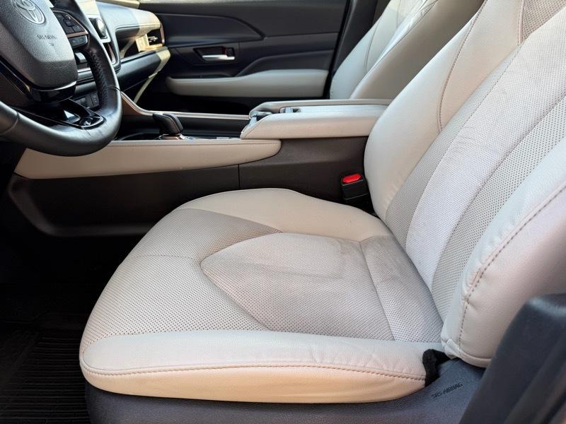 Toyota Grand Highlander Hybrid MAX Limited AWD 2024