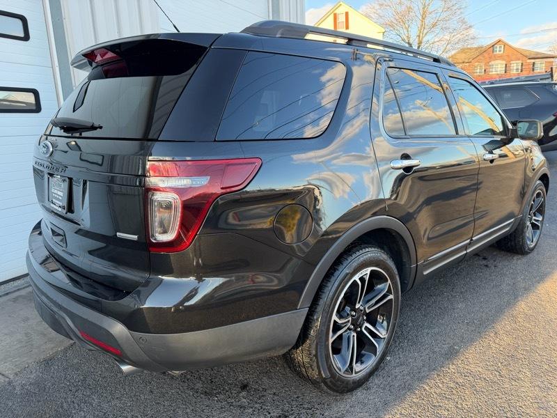 Ford Explorer Sport 4WD 2013