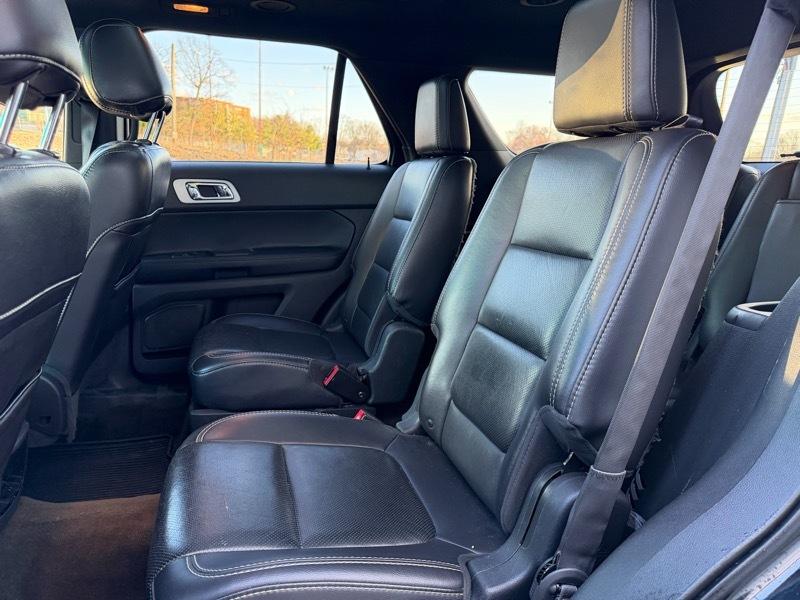 Ford Explorer Sport 4WD 2013