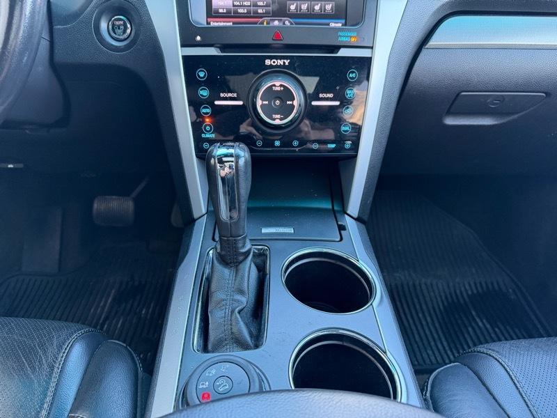 Ford Explorer Sport 4WD 2013