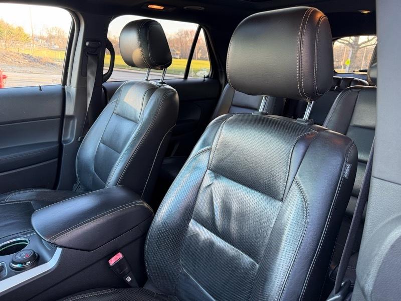 Ford Explorer Sport 4WD 2013