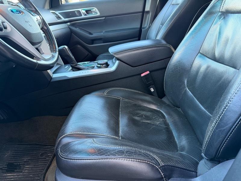 Ford Explorer Sport 4WD 2013