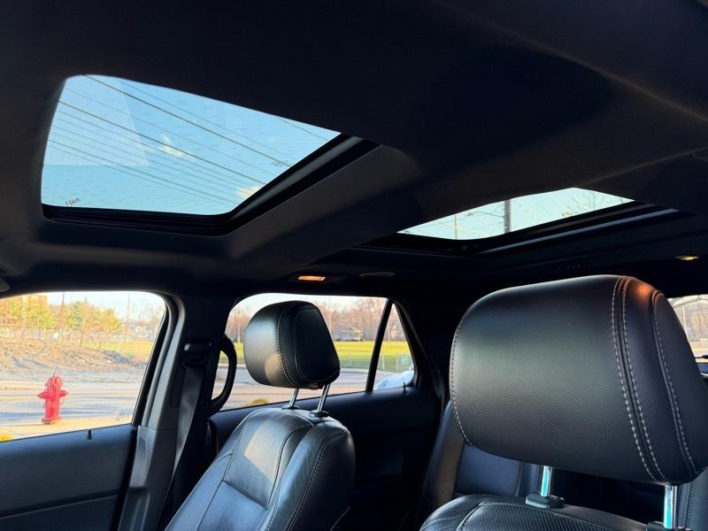 Ford Explorer Sport 4WD 2013