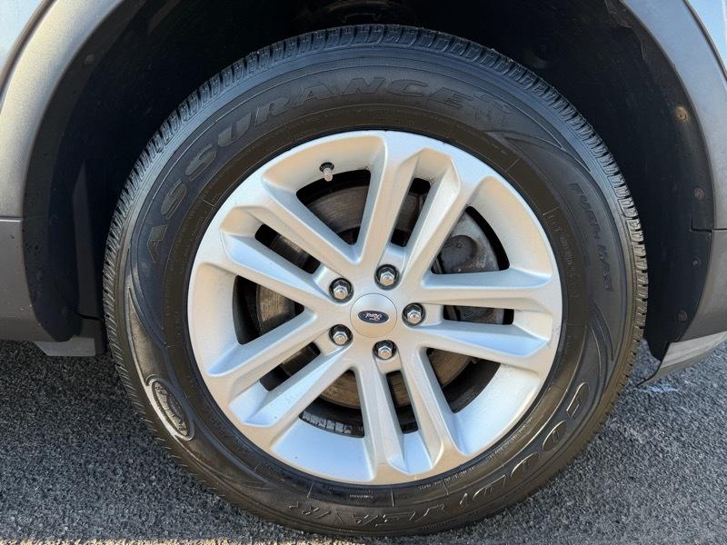 Ford Explorer XLT 4WD 2014